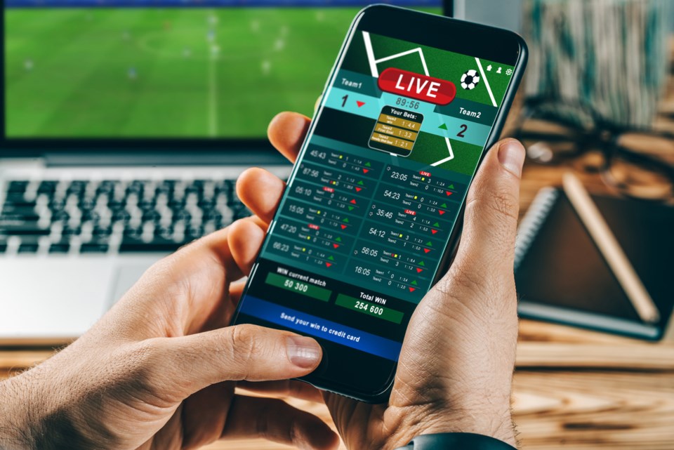 Top Strategies for Betting on Sports and Casino Games 0